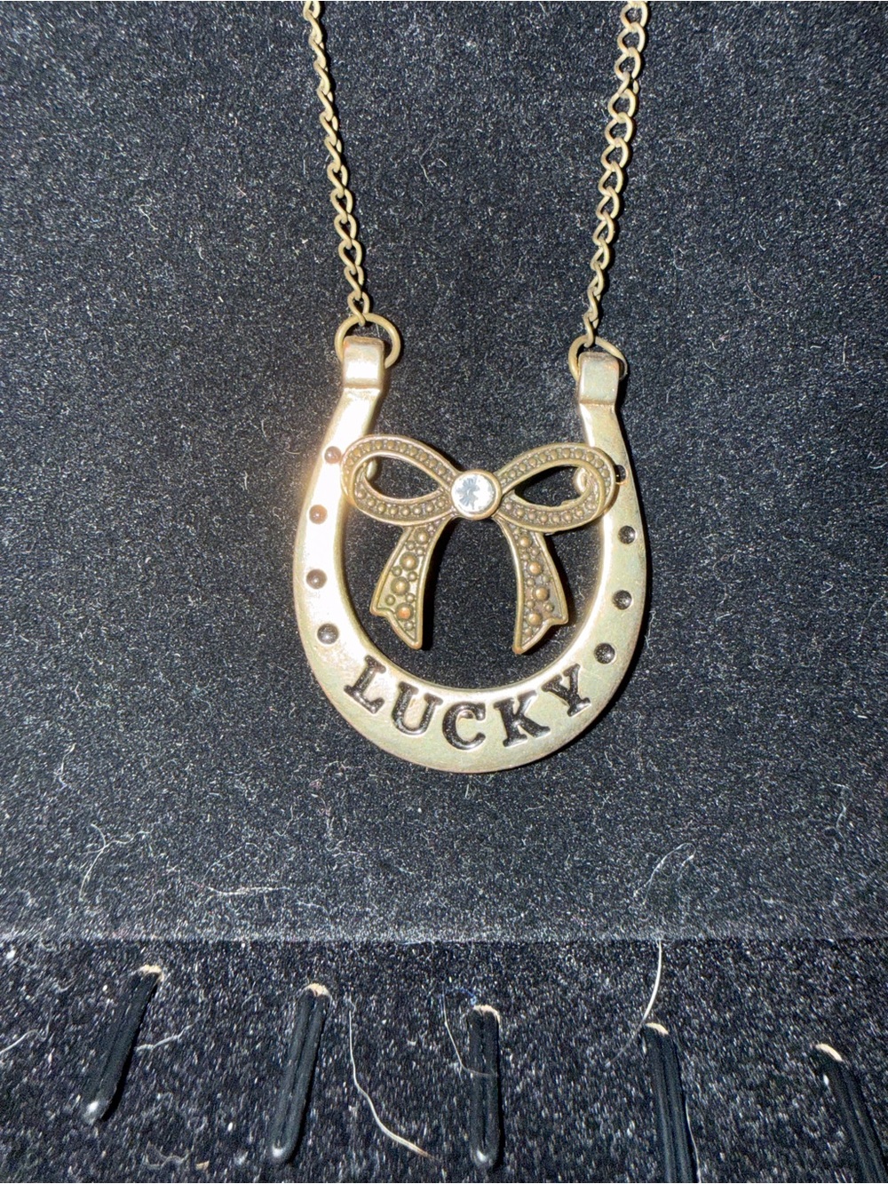 Lucky Horseshoe Bow Pendant Necklace - Gold Tone